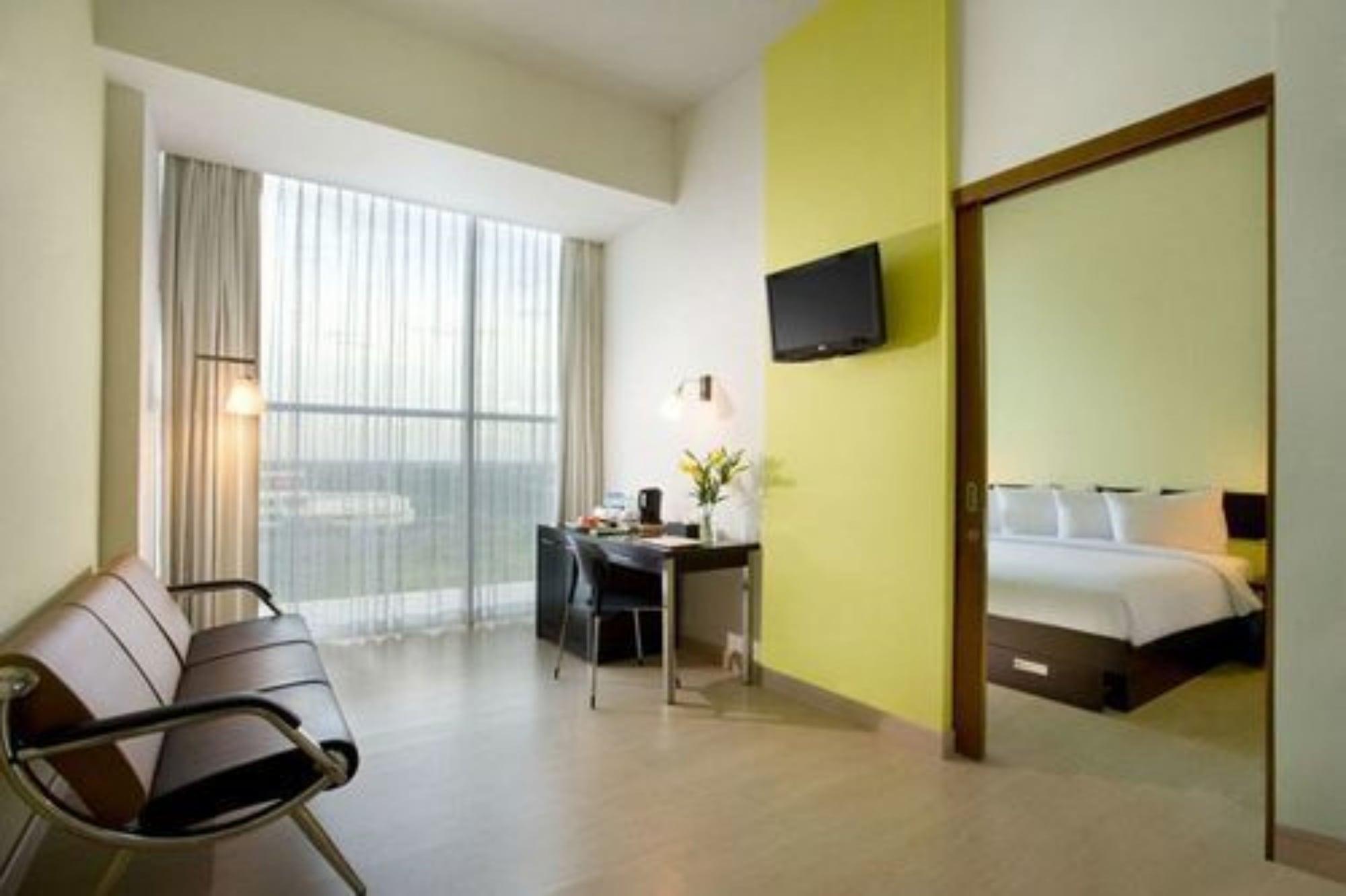 Hotel Santika Bsd City-Serpong Szoba fotó