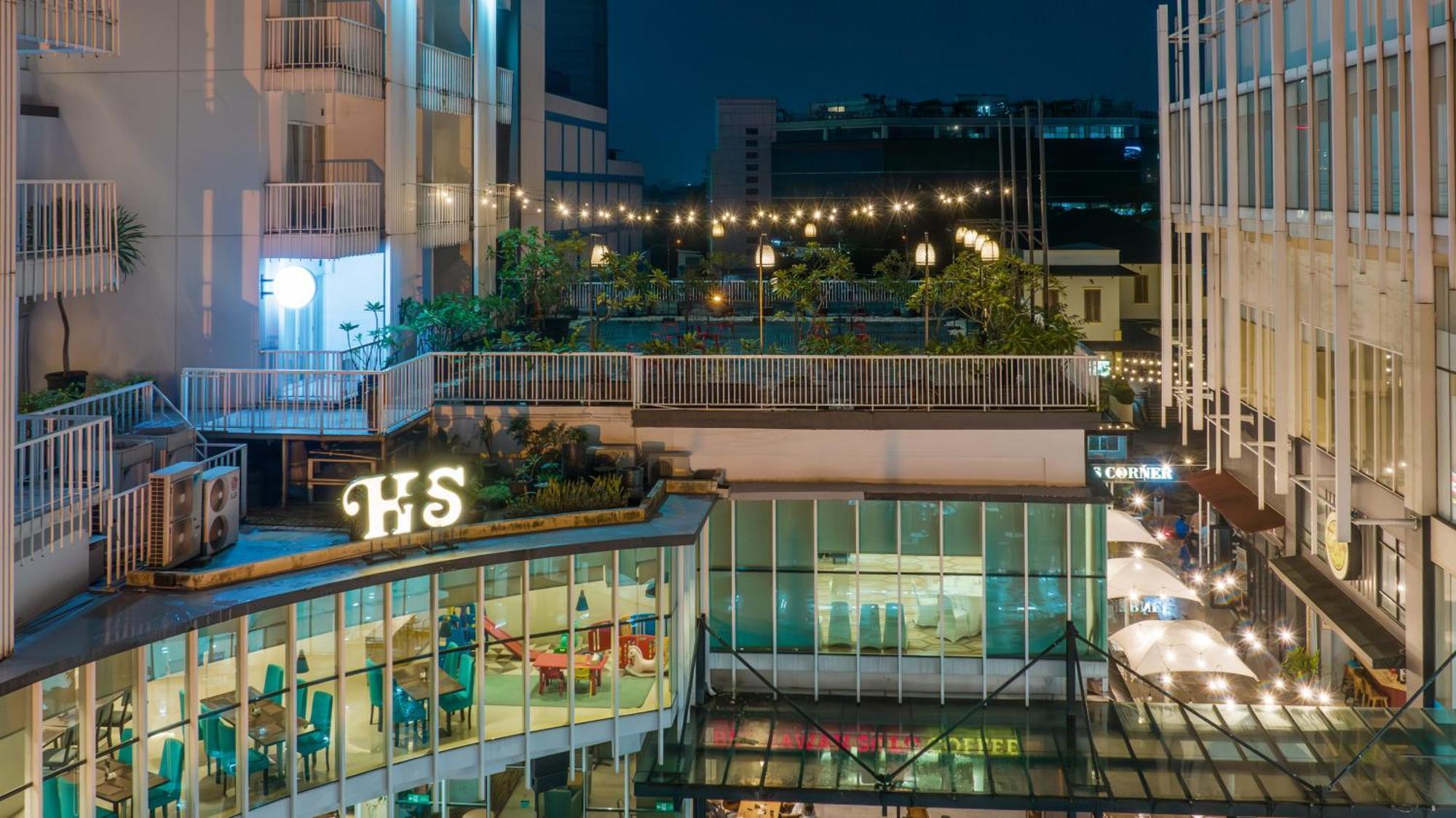 Hotel Santika Bsd City-Serpong Kültér fotó