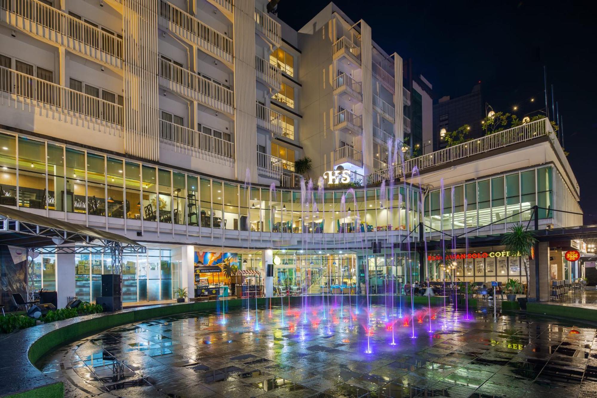 Hotel Santika Bsd City-Serpong Kültér fotó